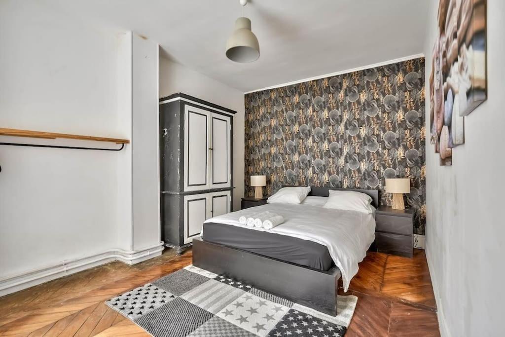 Ferienhaus Stunning House With Garden 1 Minute From The Metro Paris